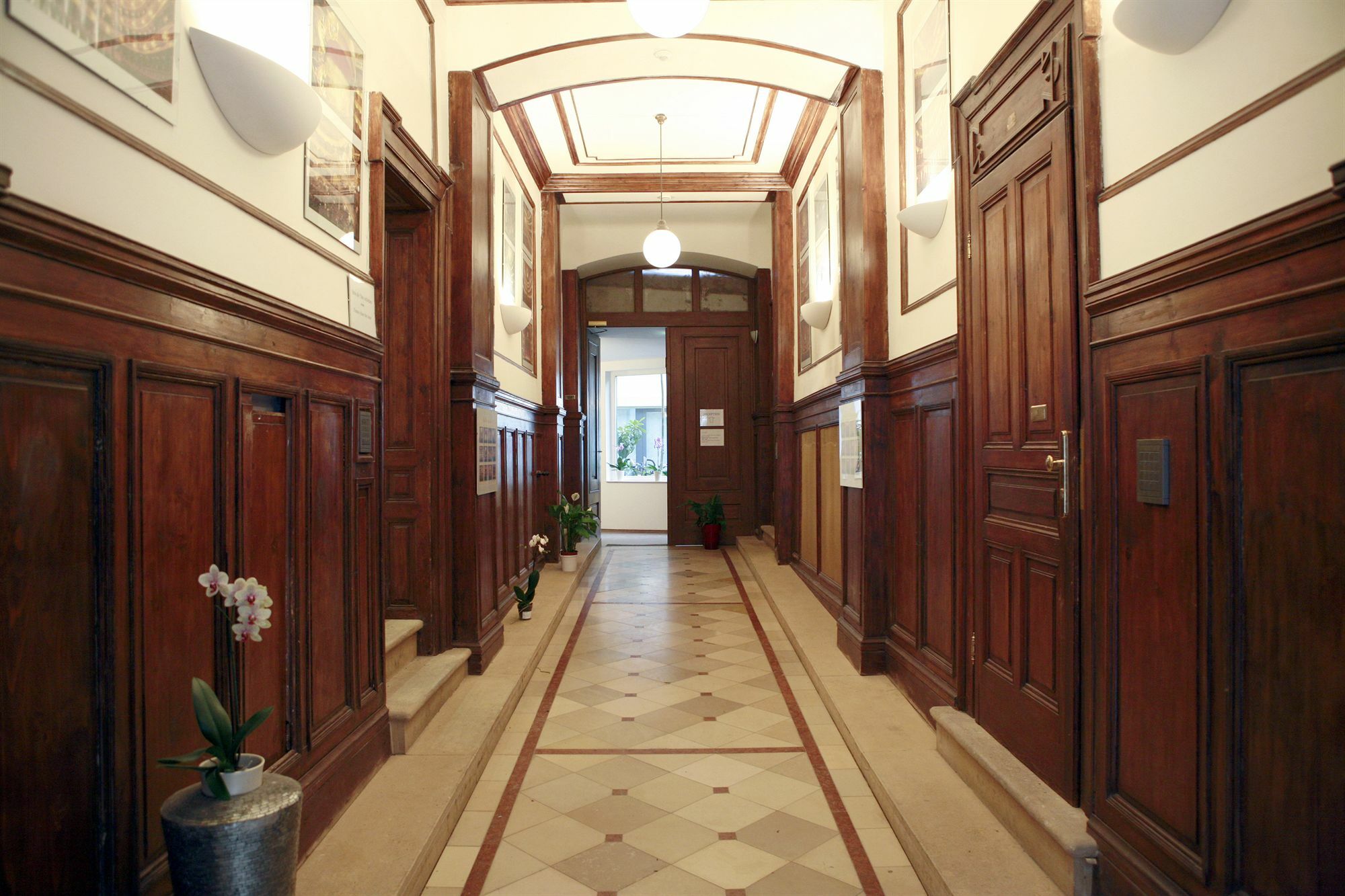 La Scala Apartments Виена Екстериор снимка