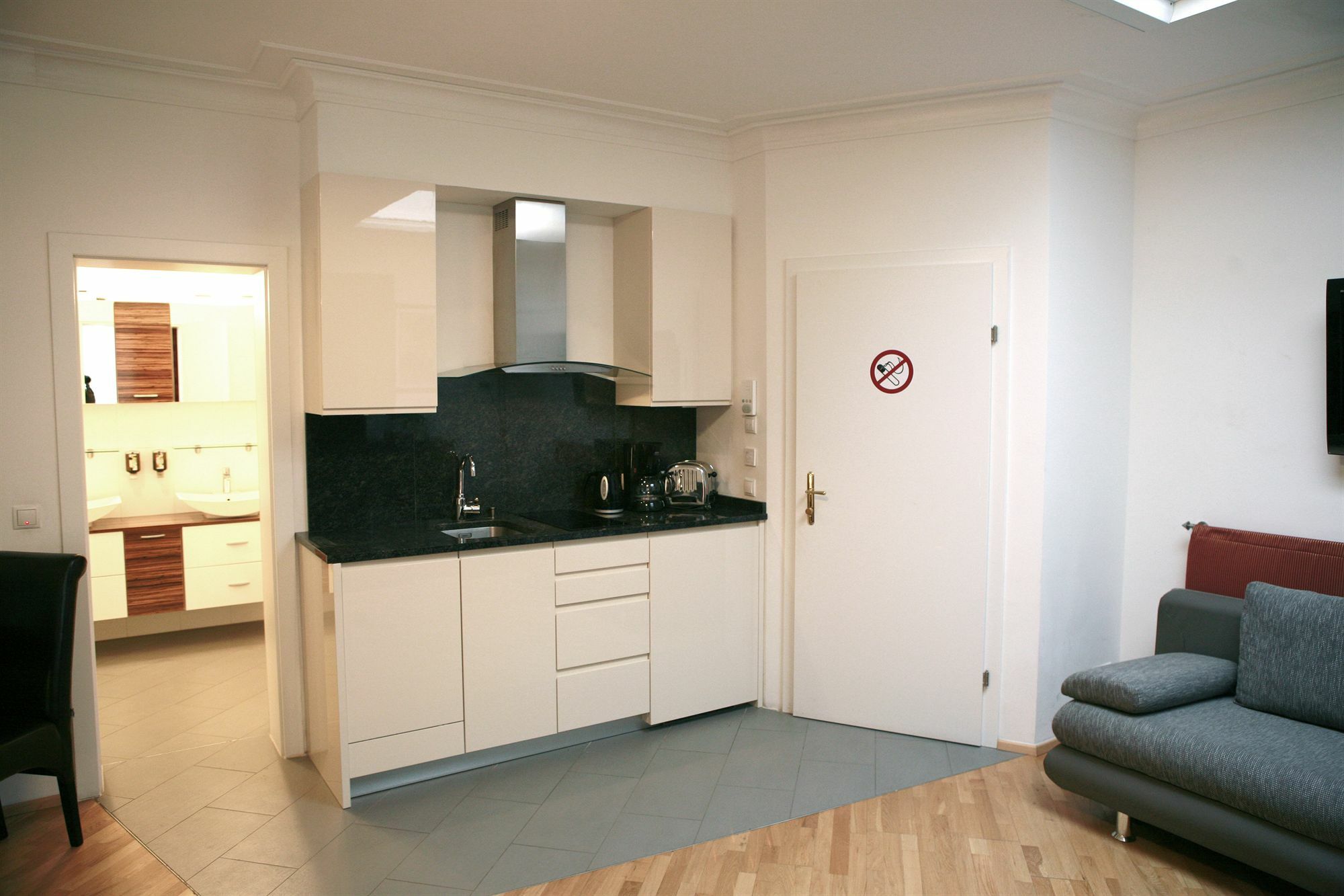 La Scala Apartments Виена Екстериор снимка